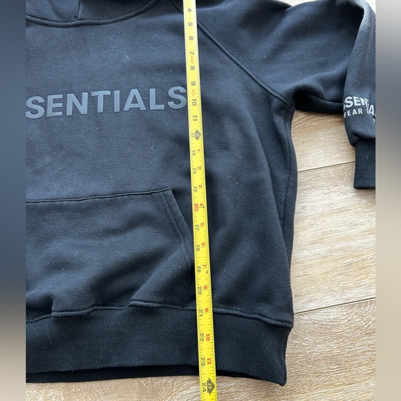 FOG Essentials Classic Hoodie - Picture 5 of 6